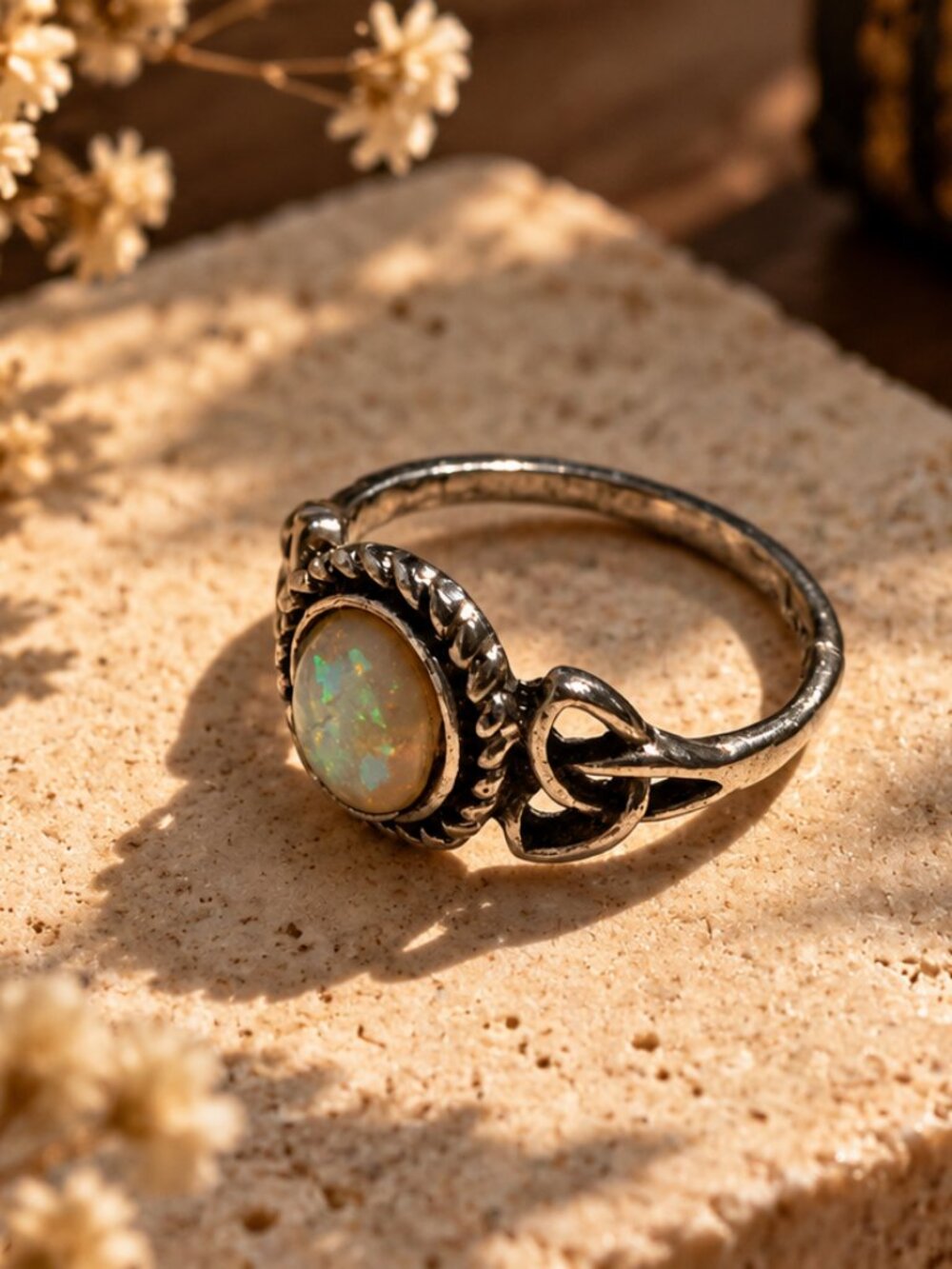Vintage Style Opal Glass Silver Tone Celtic Ring Size 7.5–8